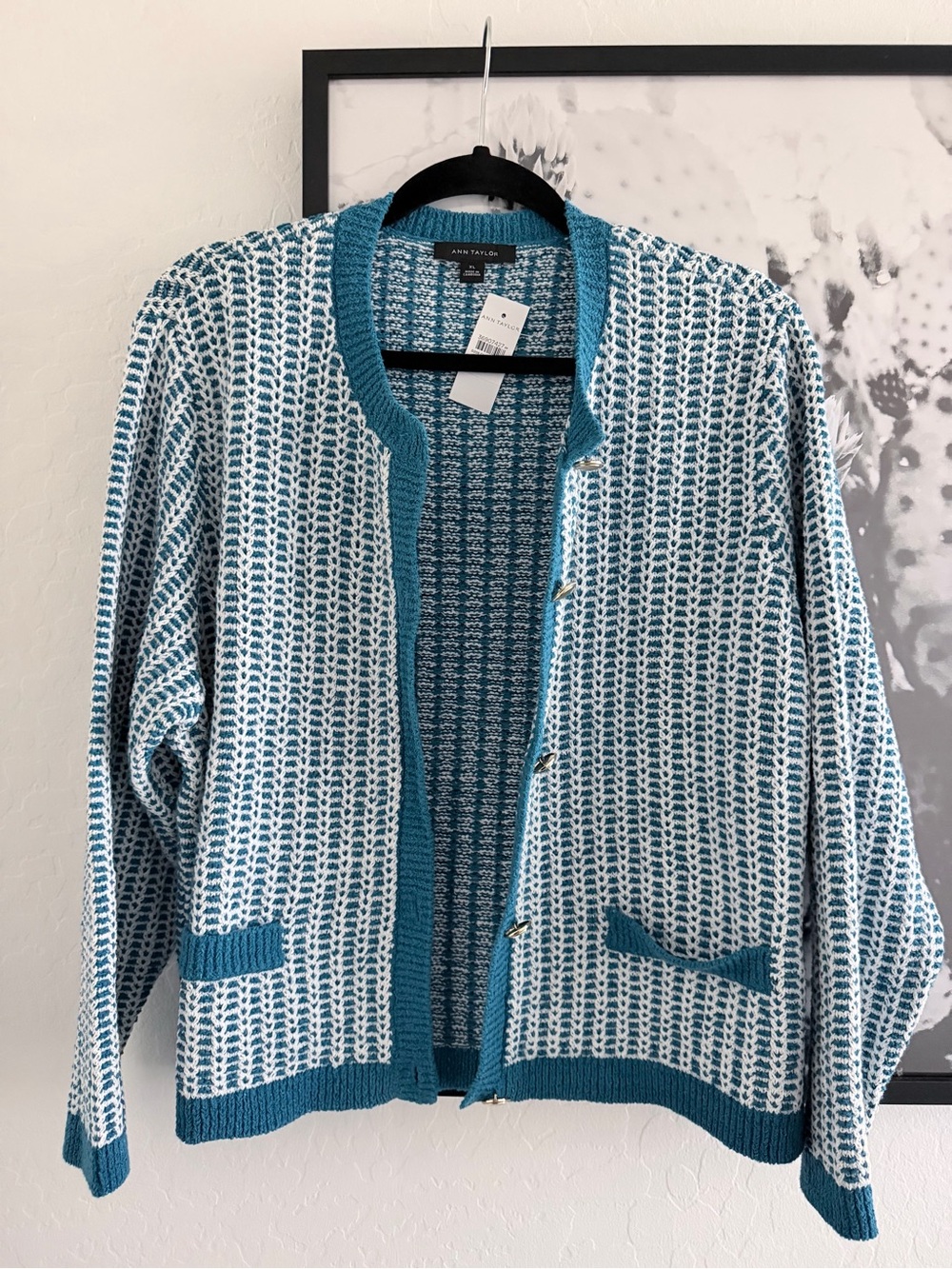 Ann Taylor Blue and White Textured Knit Cardigan Set - Picture 12 of 14